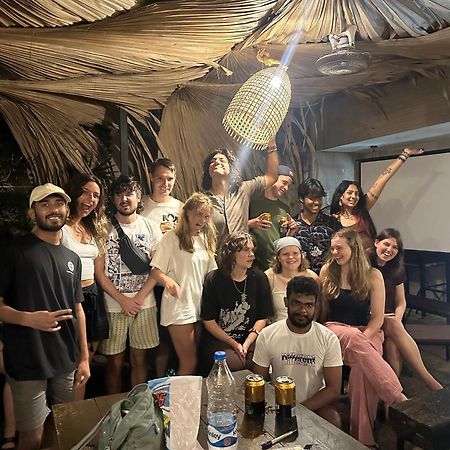 קולומבו Drop Inn Hostels מראה חיצוני תמונה